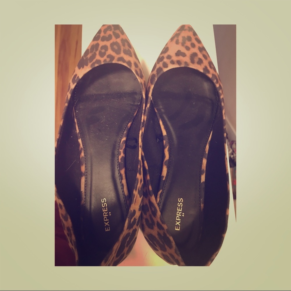 Express cheetah print pointed flats